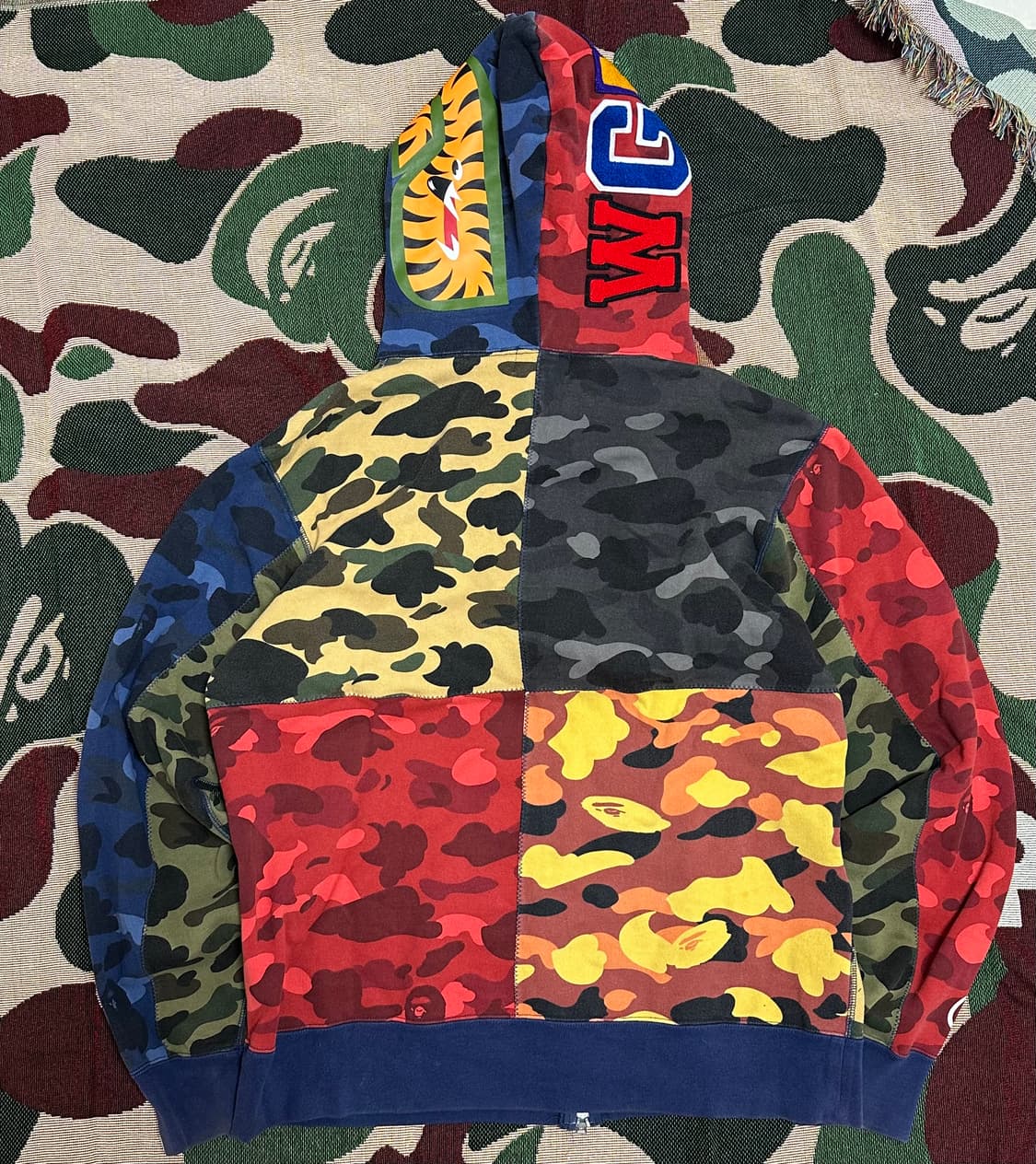 [ 2XL ] 베이프 샤크 멀티 후드집업 (희귀매물) 상품이미지2