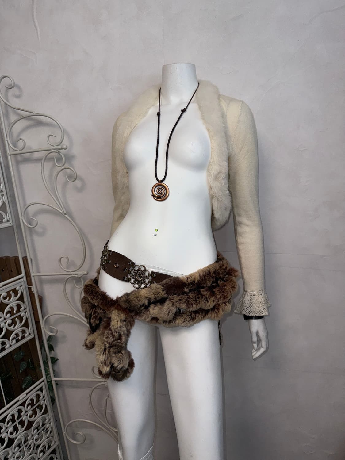 L’est rose wool rabbit fur trimming 볼레로 상품이미지2