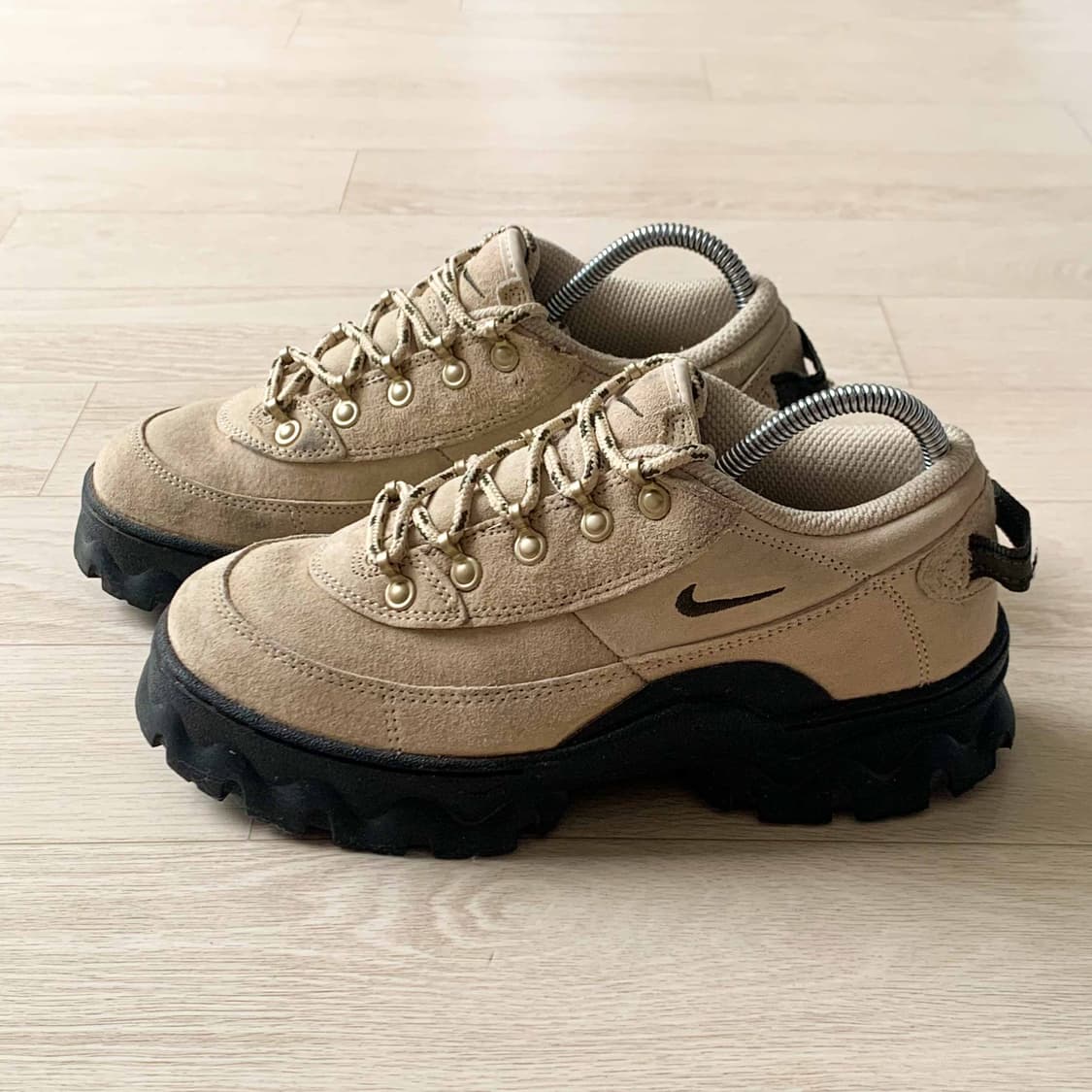 나이키 라하르 로우 라탄 상품이미지1