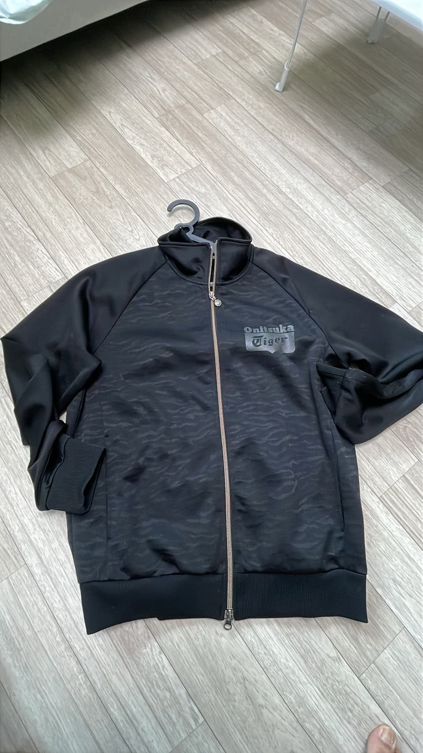 오니트카 타이거 패턴 트랙 자켓 상품이미지1