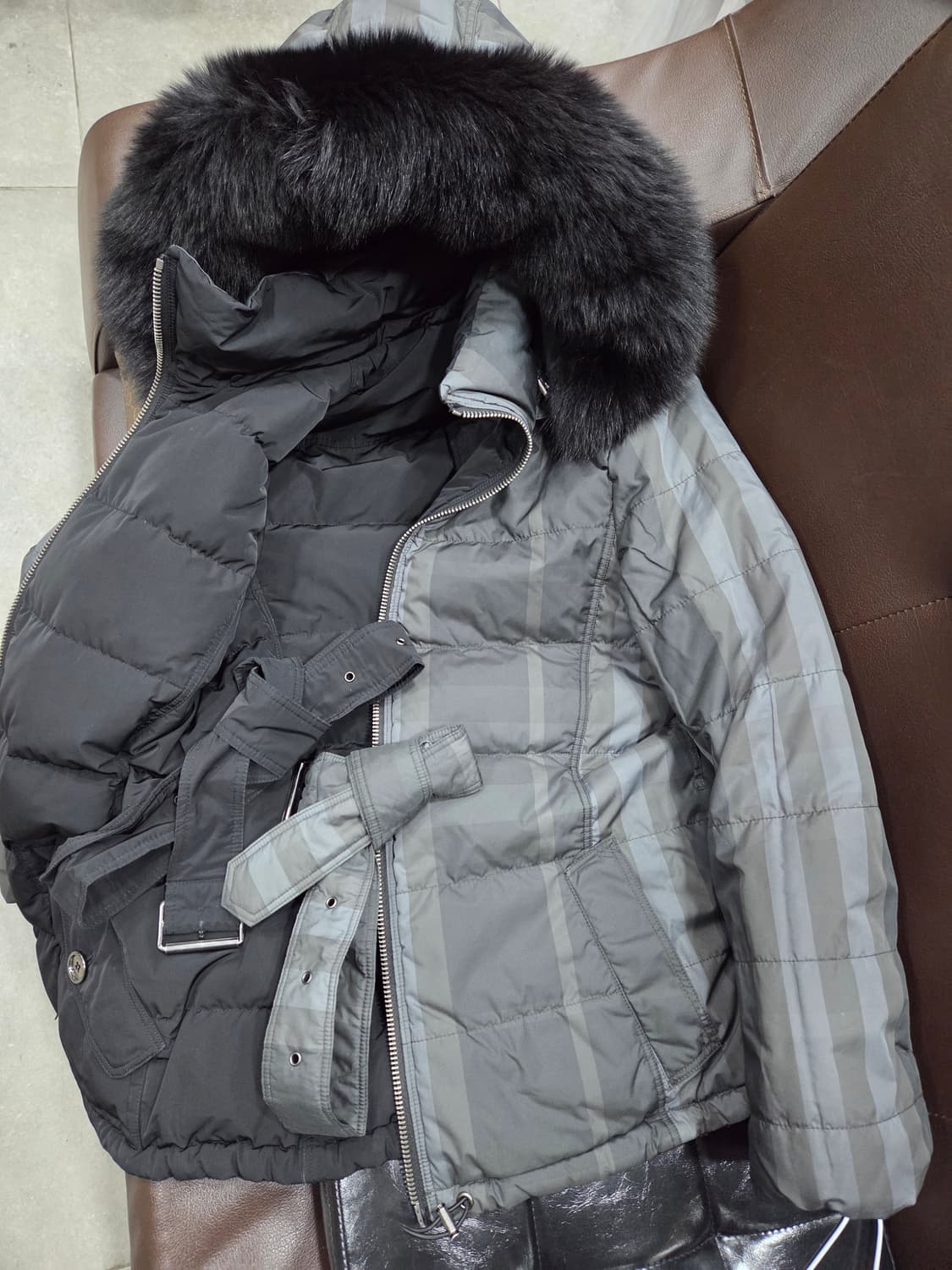 버버리 구스 폭스후드 패딩 상품이미지1