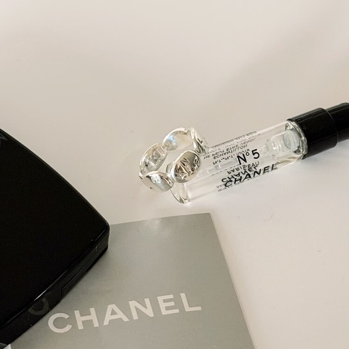 빈티지 샤넬 실버 카멜리아 반지 상품이미지5