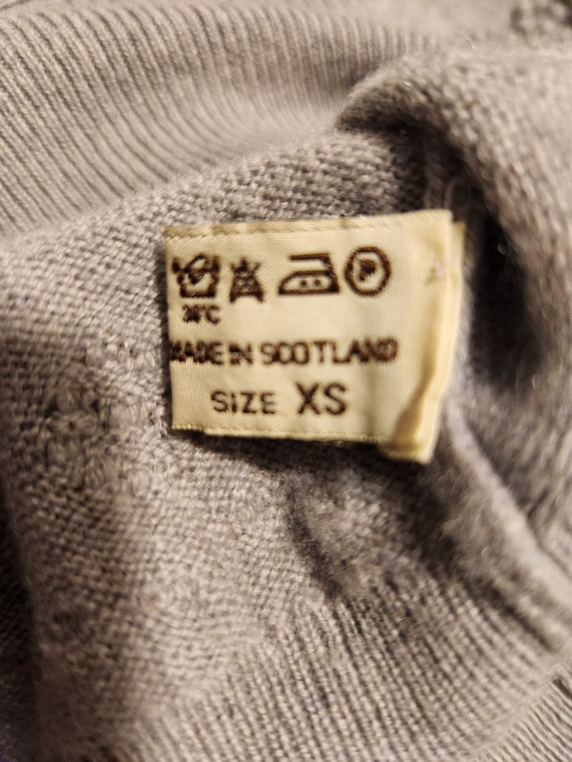 (정품)샤넬 배리 BARRIE 캐시미어 브이넥 니트 상품이미지7