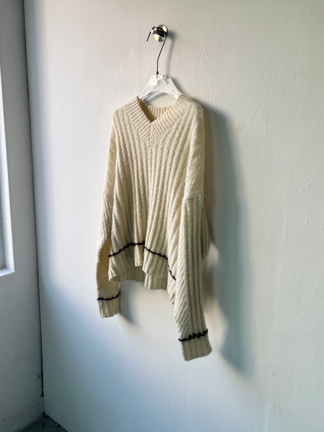 헬무트랭 v넥 스웨터  상품이미지5