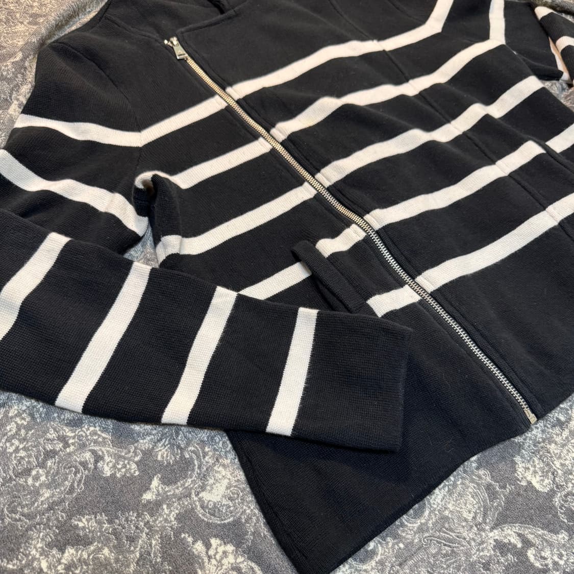 levani jacket stripe zip sweater 상품이미지3