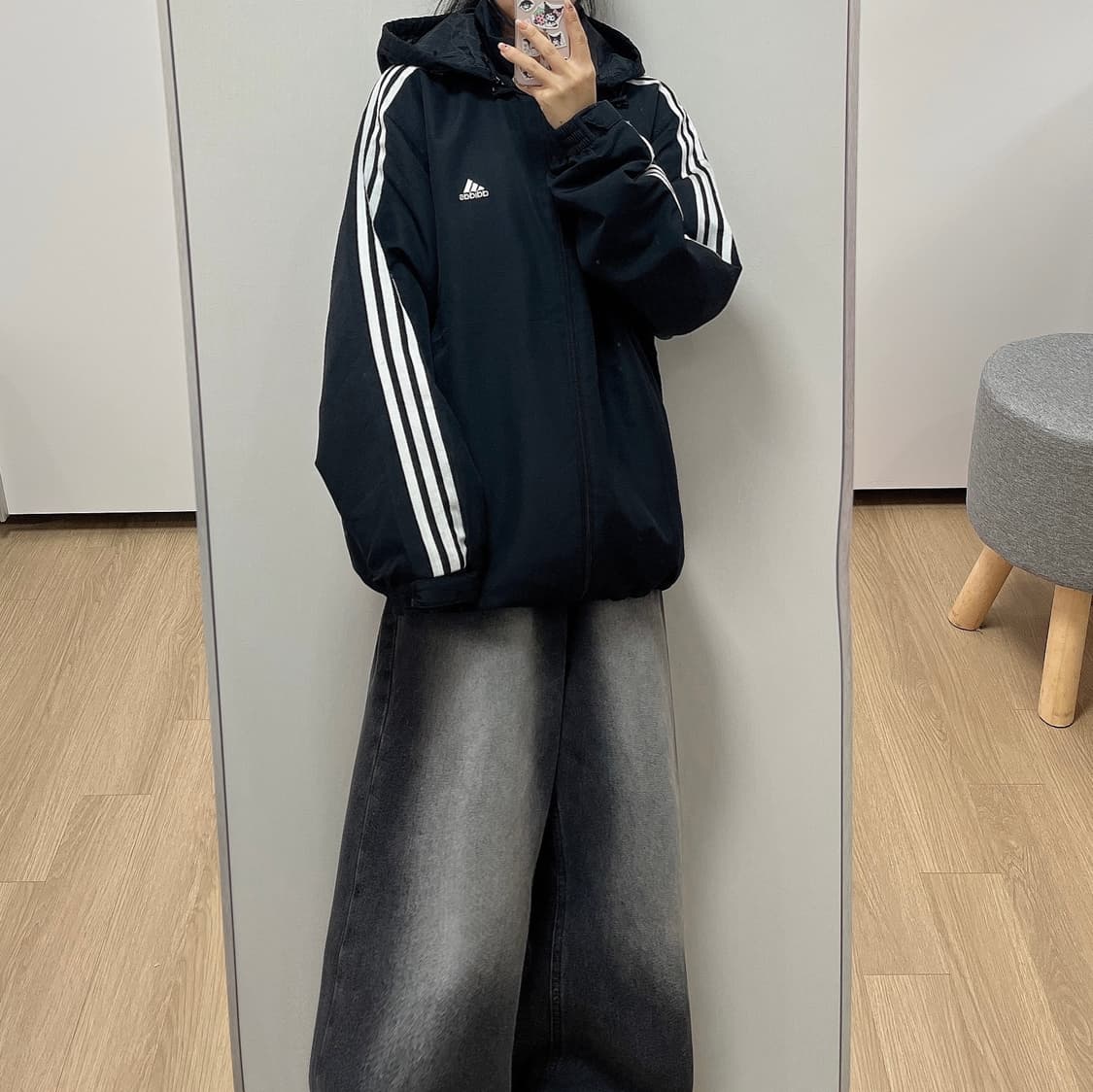아디다스 화이트 삼선 블랙 패딩 수트 자켓 상품이미지2
