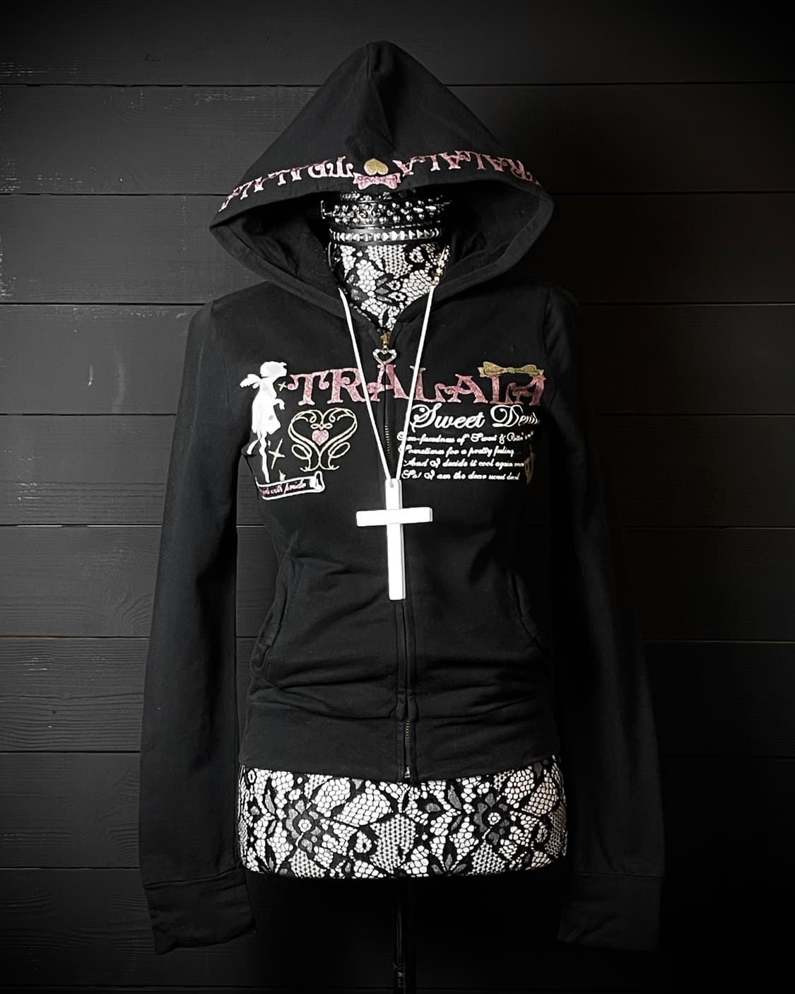 TRALALA 트랄랄라 갸루 핑크 레터링 블랙 후드집업 상품이미지2