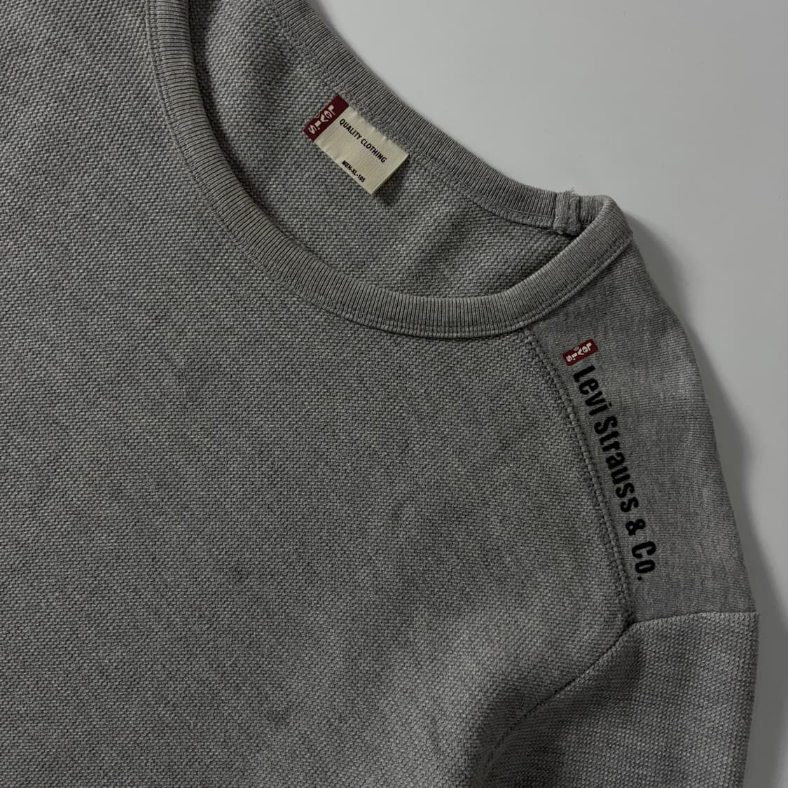 Levi's  리바이스 엘보패치 그레이 롱슬리브   상품이미지3