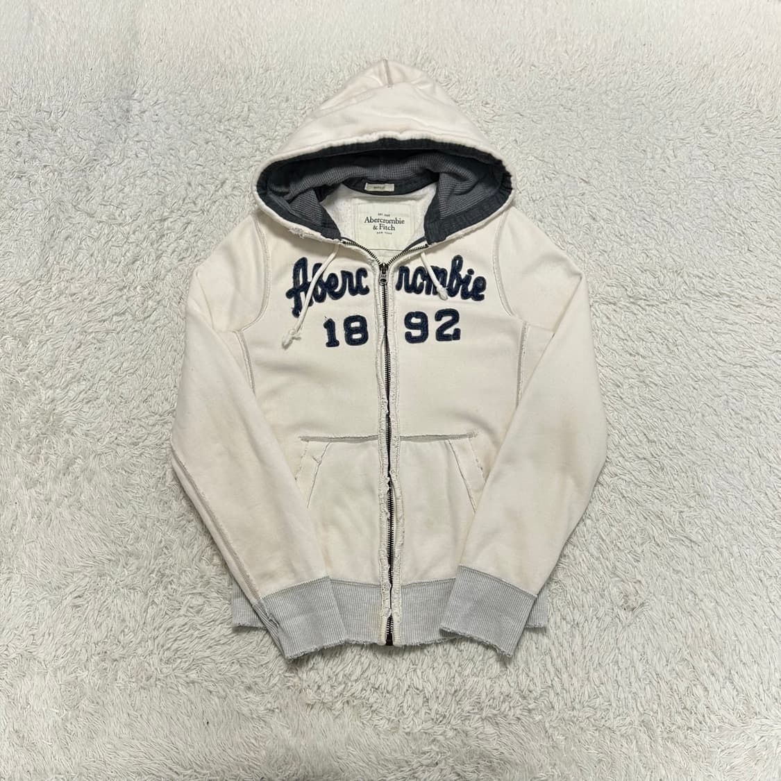 Abercrombie White Hood Zip-up 상품이미지4