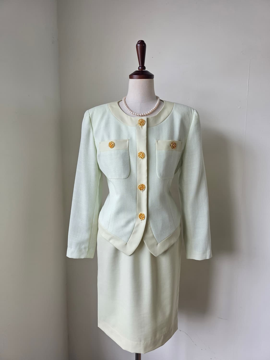 라이트 그린 금장 버튼 셋업 상품이미지2