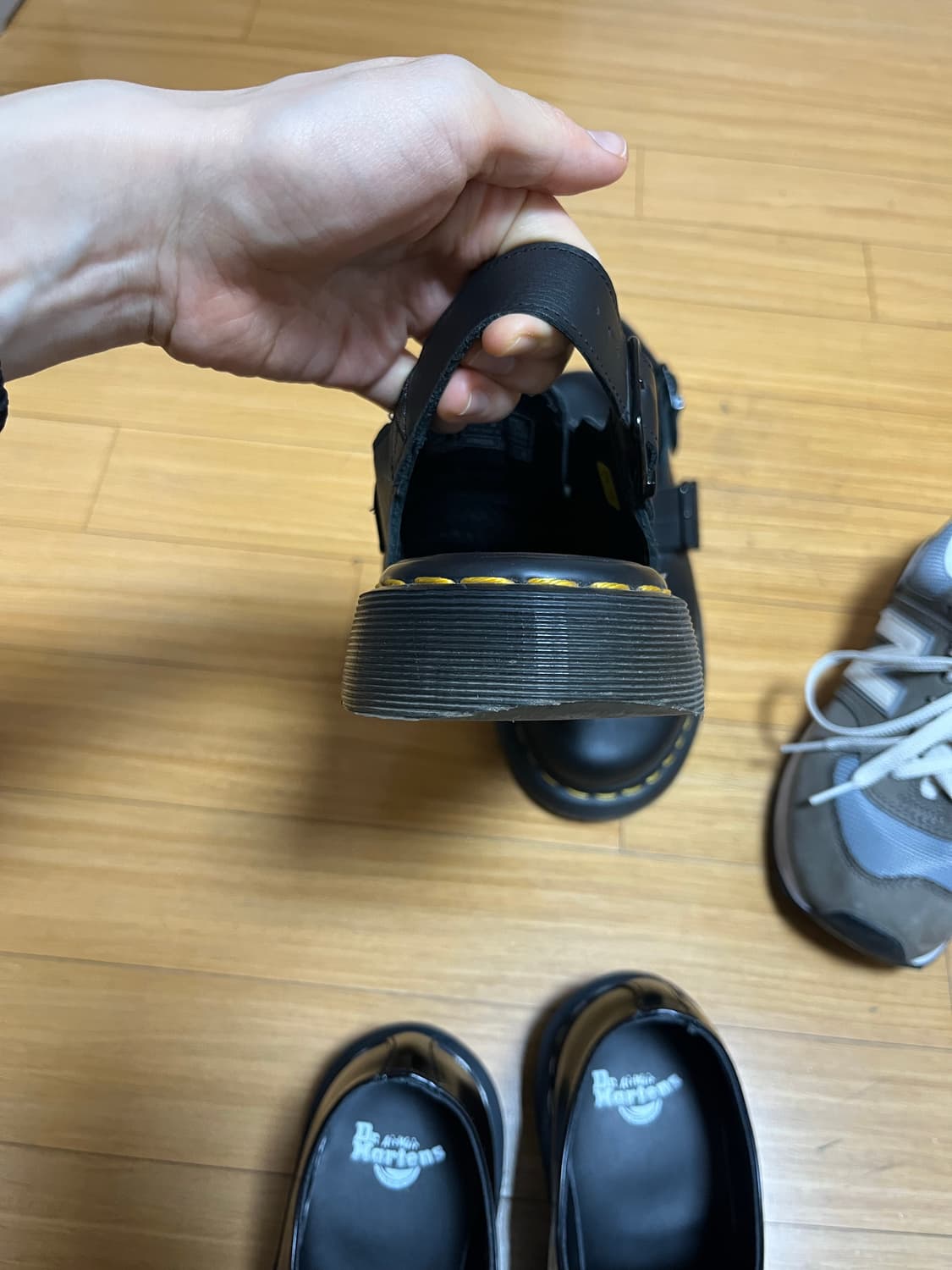 닥터마틴x플레져스 240 상품이미지4