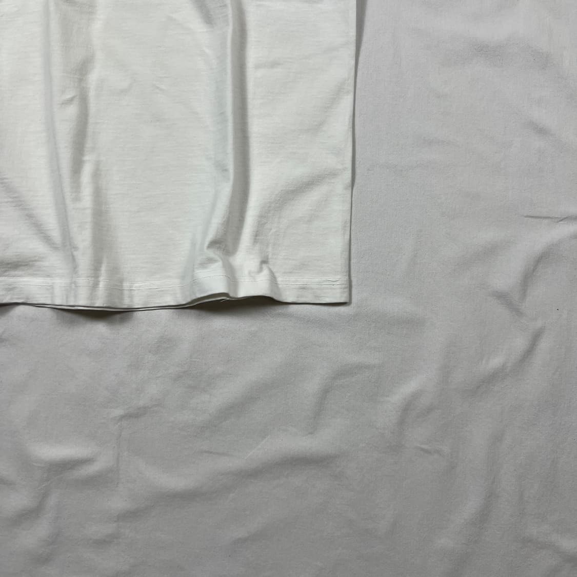 더블탭스 wtaps 그래픽 로고 반팔티 상품이미지5