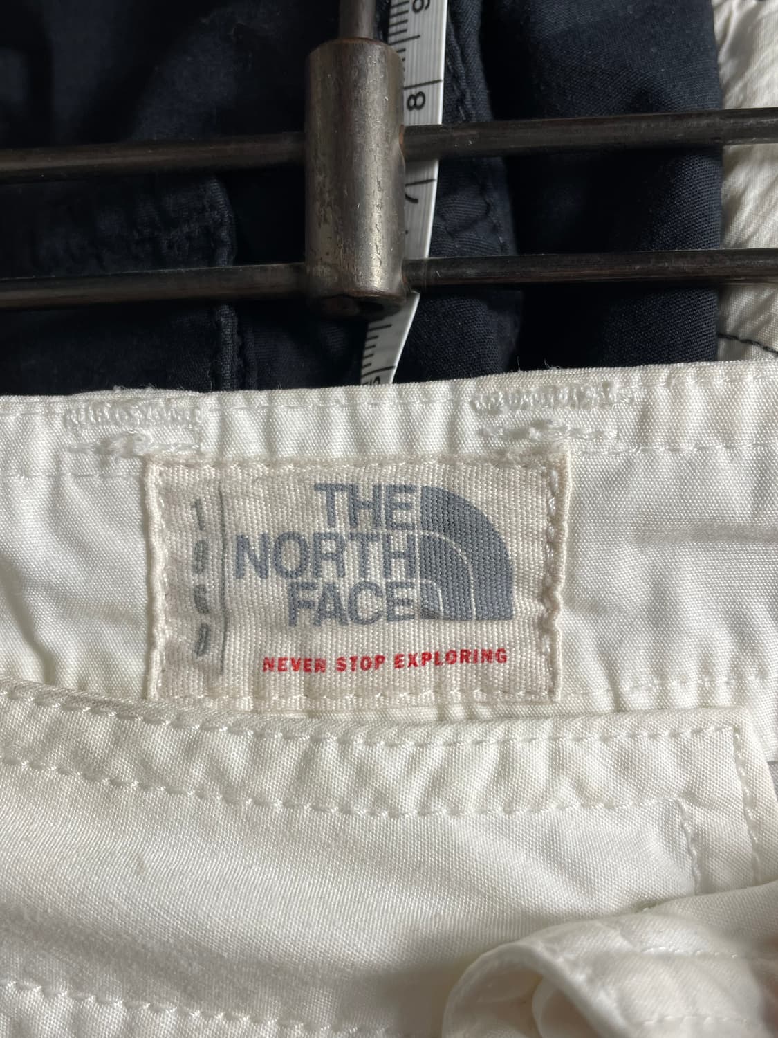 노스페이스 화이트 반바지 상품이미지2