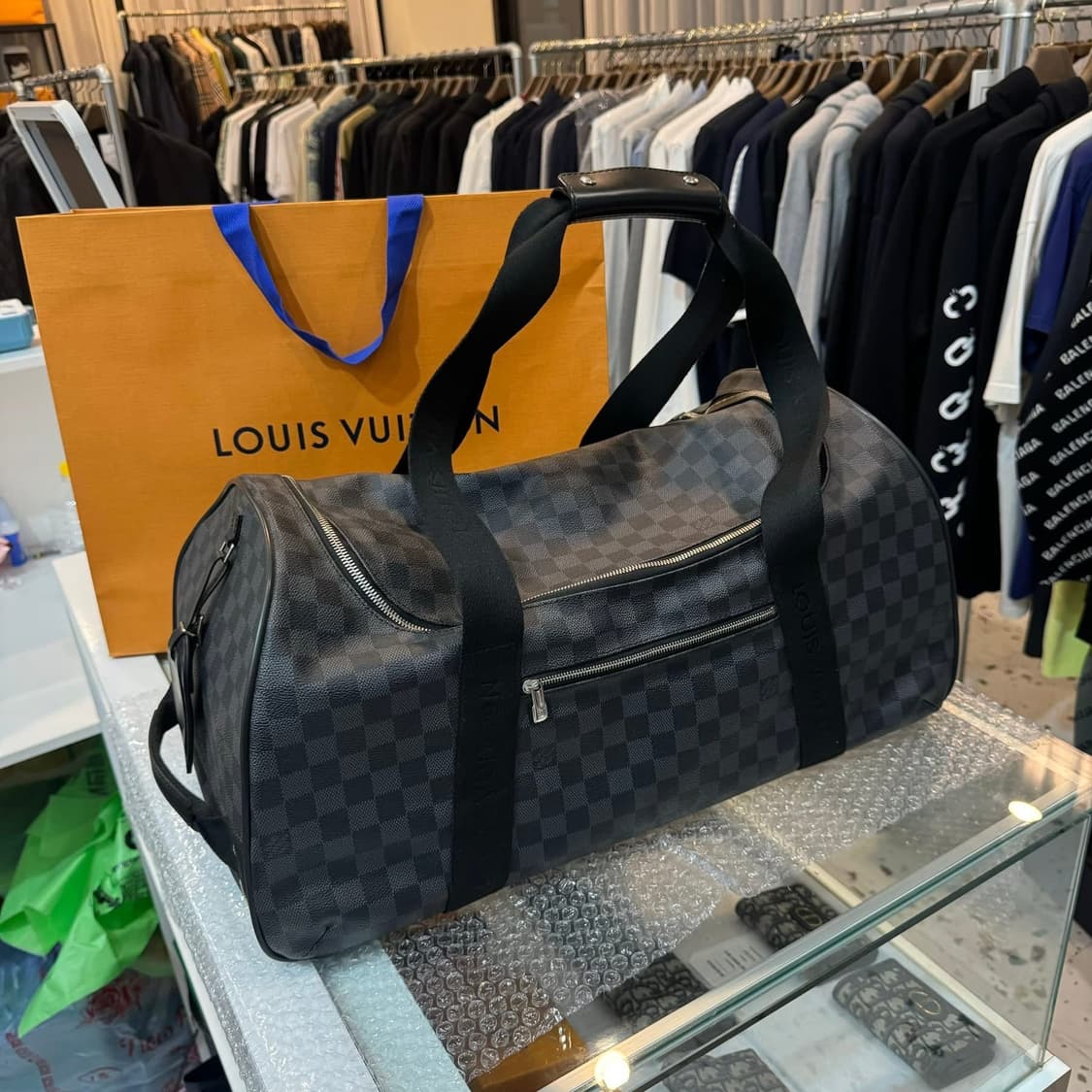 [민트급] 루이비통 다미에 그라피트 밴드리에르 코팅 캔버스 레더 키폴 상품이미지1