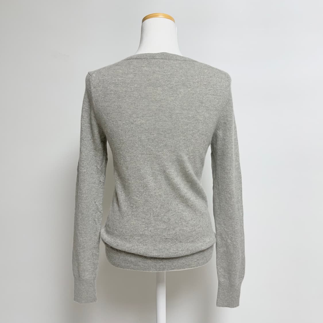 [캐시미어 100%] 유니클로 브이넥 그레이 니트 S 상품이미지3