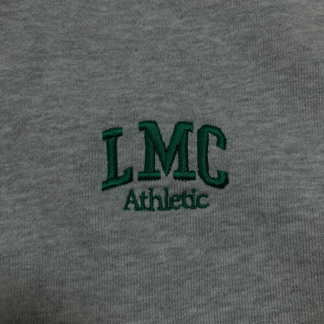 LMC 스몰 로고 그레이 카라 맨투맨 상품이미지2