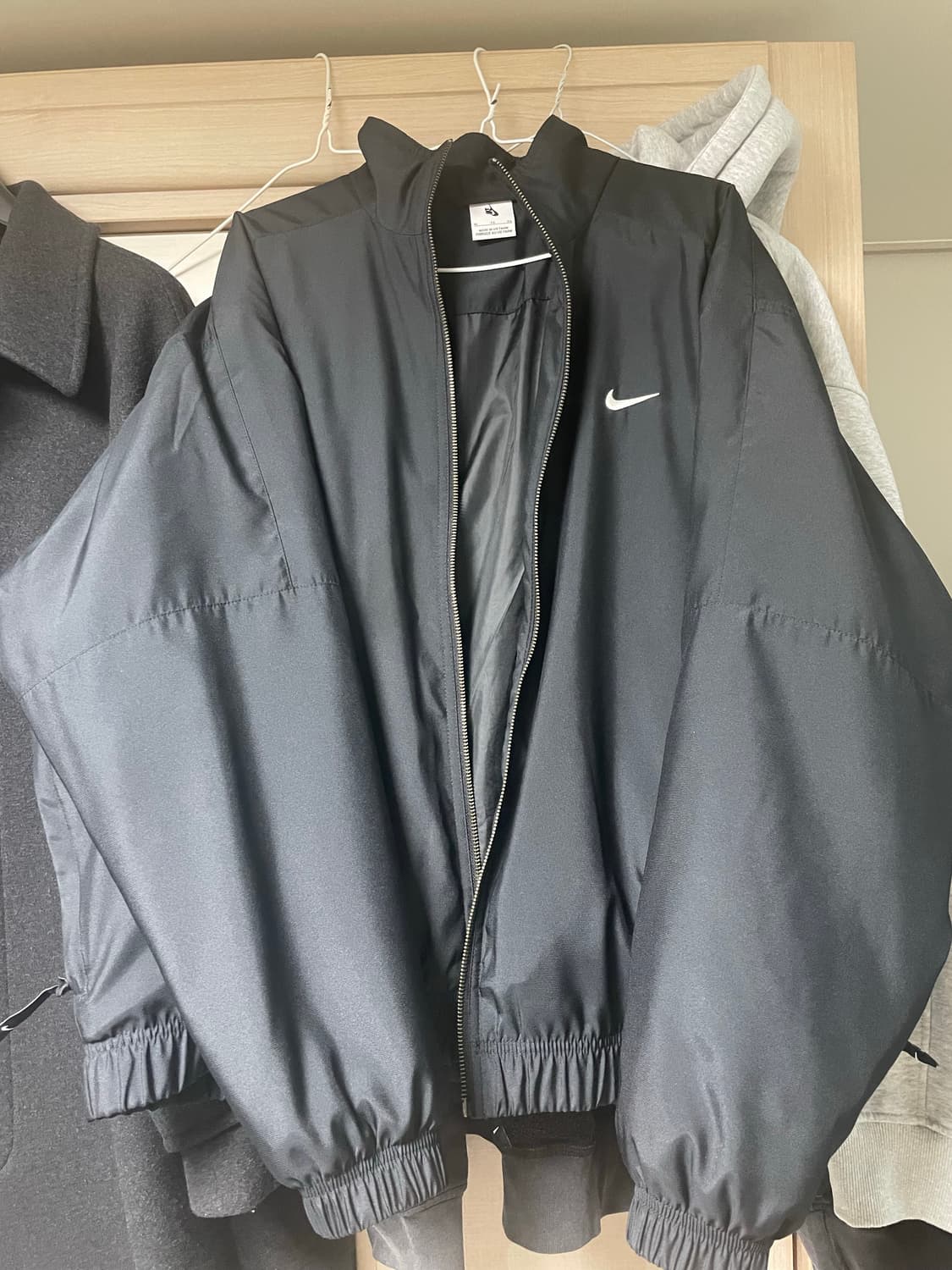 나이키 솔로스우시 사틴 봄버 아시아 XL 상품이미지1