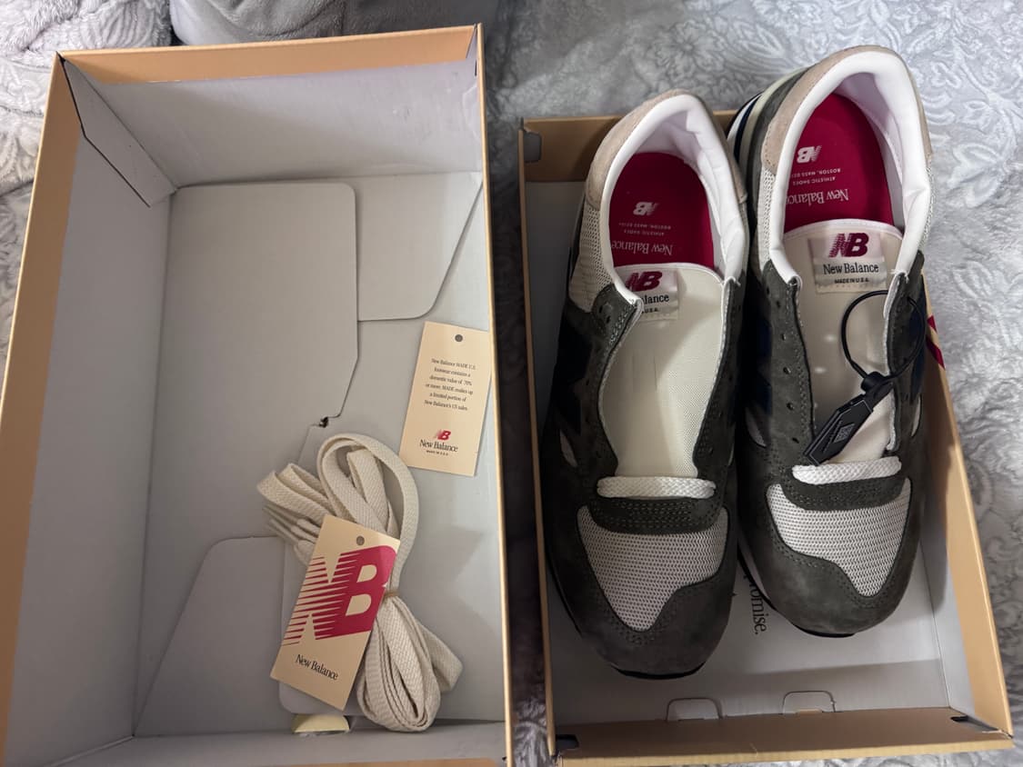 뉴발란스 990v1 올리브 265 새상품 상품이미지2