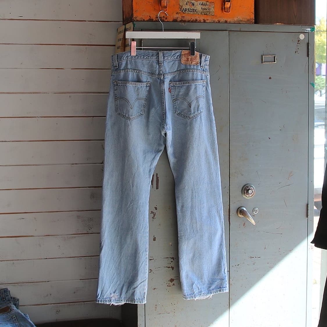 (착용컷) 리바이스 517 부츠컷 진 (33-34) 상품이미지3