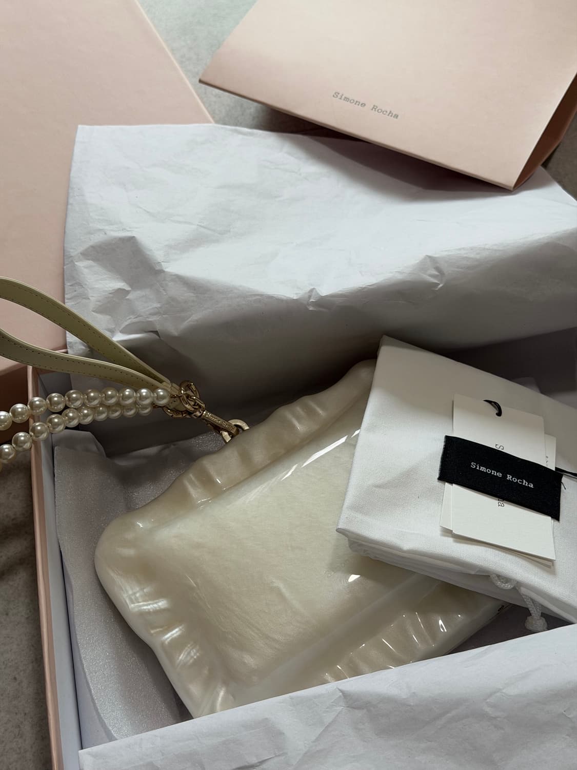 시몬로샤 펄 베개 커버 클러치 크로스 스트랩 상품이미지4