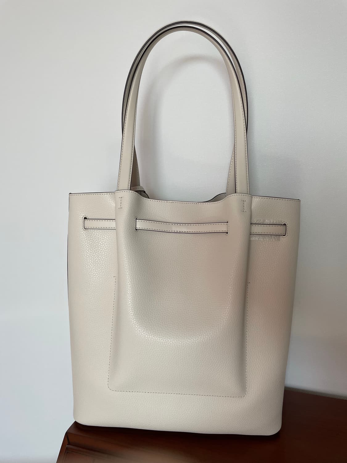 (새제품) 마이클코어스 칼슨 라지 토트 겸 숄더백 상품이미지2