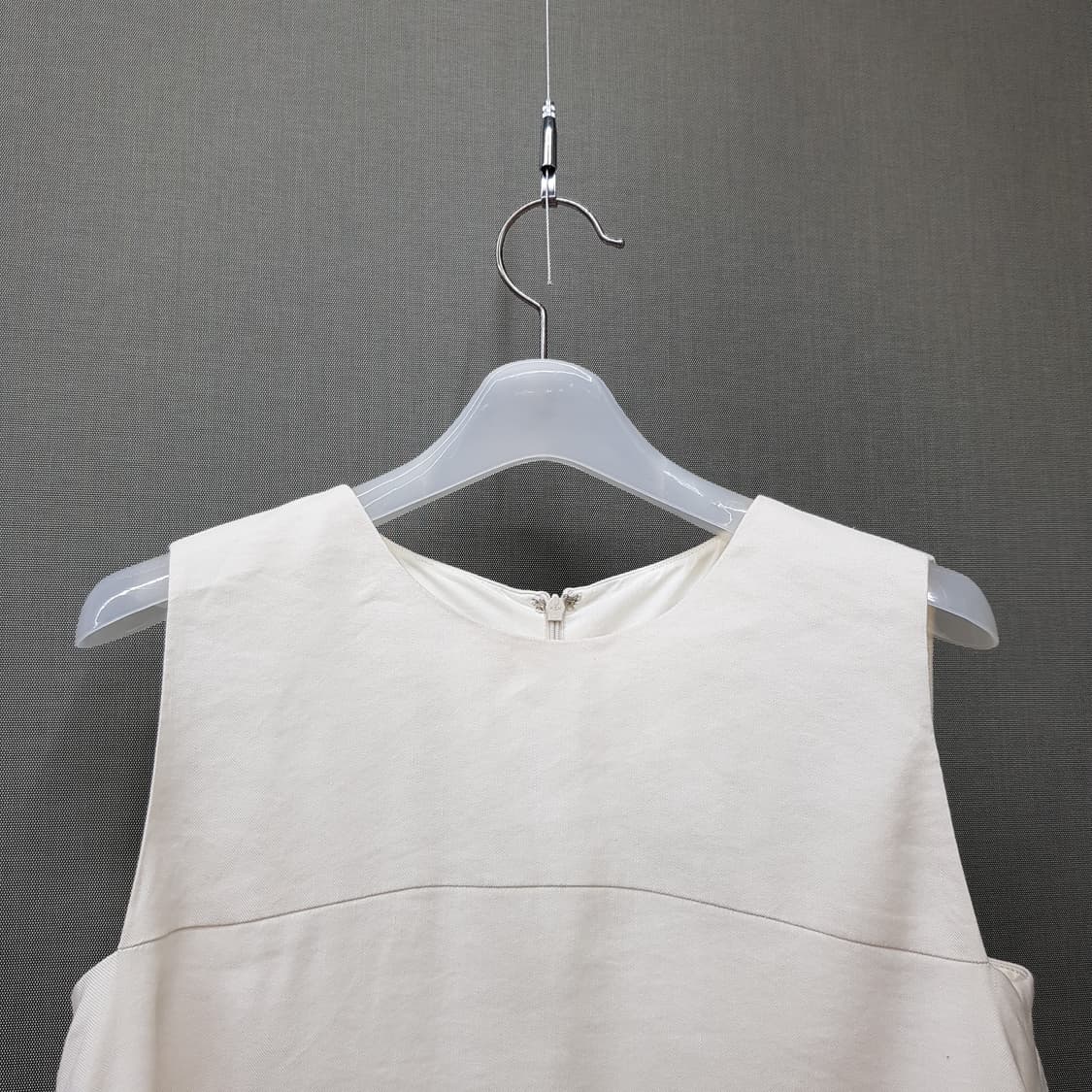 오르 2024 A라인 슬리브리스 블라우스 S사이즈 상품이미지2