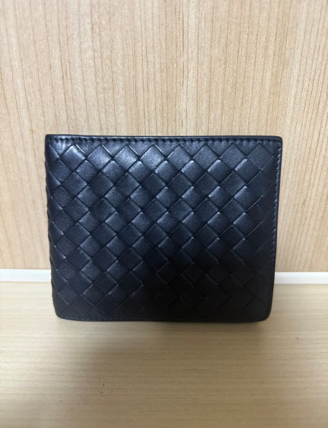 보테가 베네타 인트레치아토 반지갑 상품이미지1