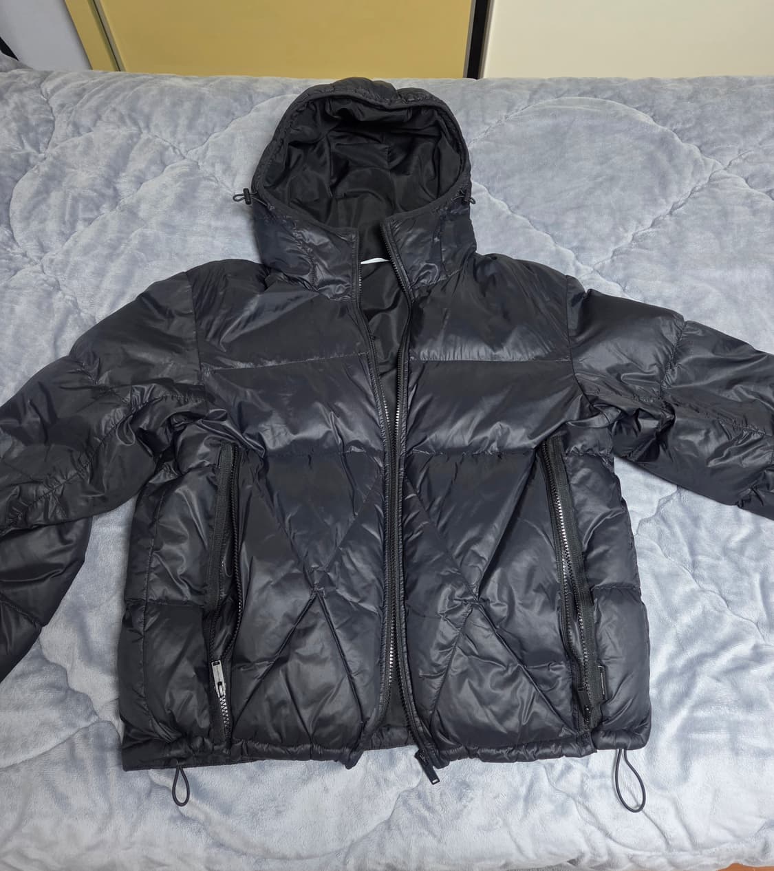 Gu x 언더커버 패딩 블랙 상품이미지1