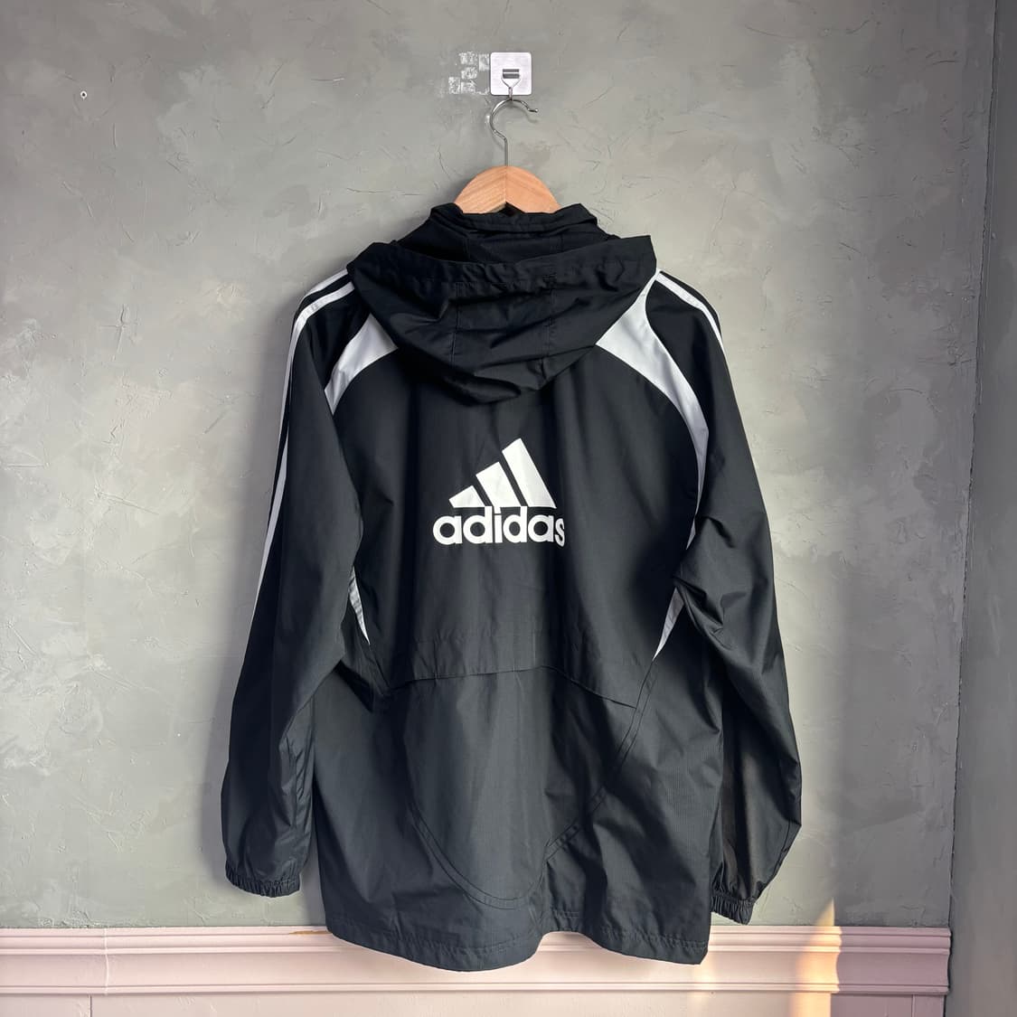 아디다스 리버풀 바람막이 상품이미지6
