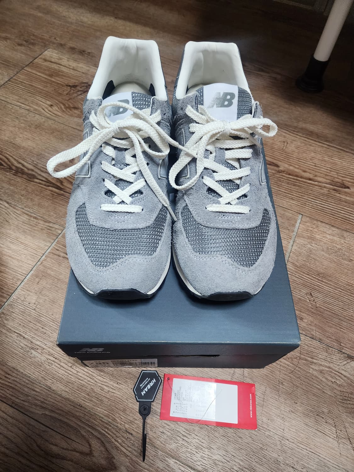 [285] 뉴발란스 x 포터리 574 프리미엄 소프트 그레이 상품이미지1