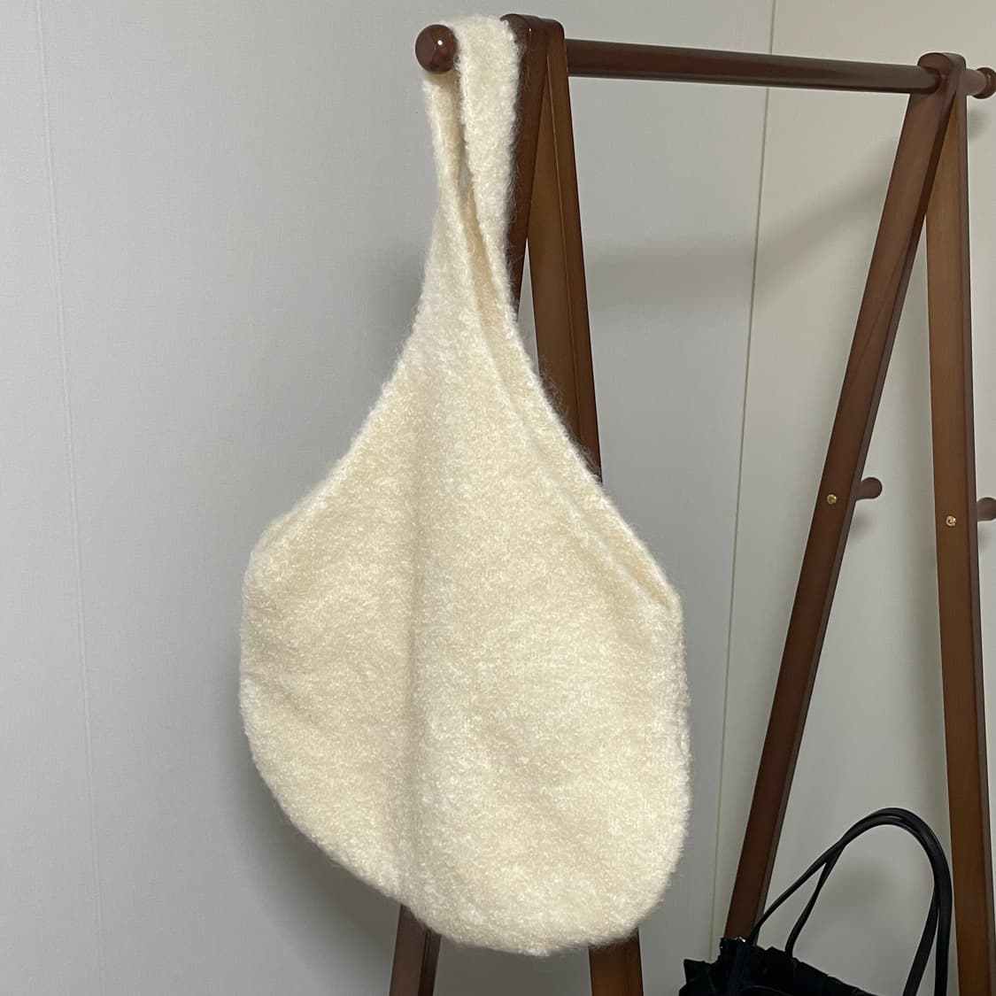 베르소 부클 숄더 백 상품이미지1