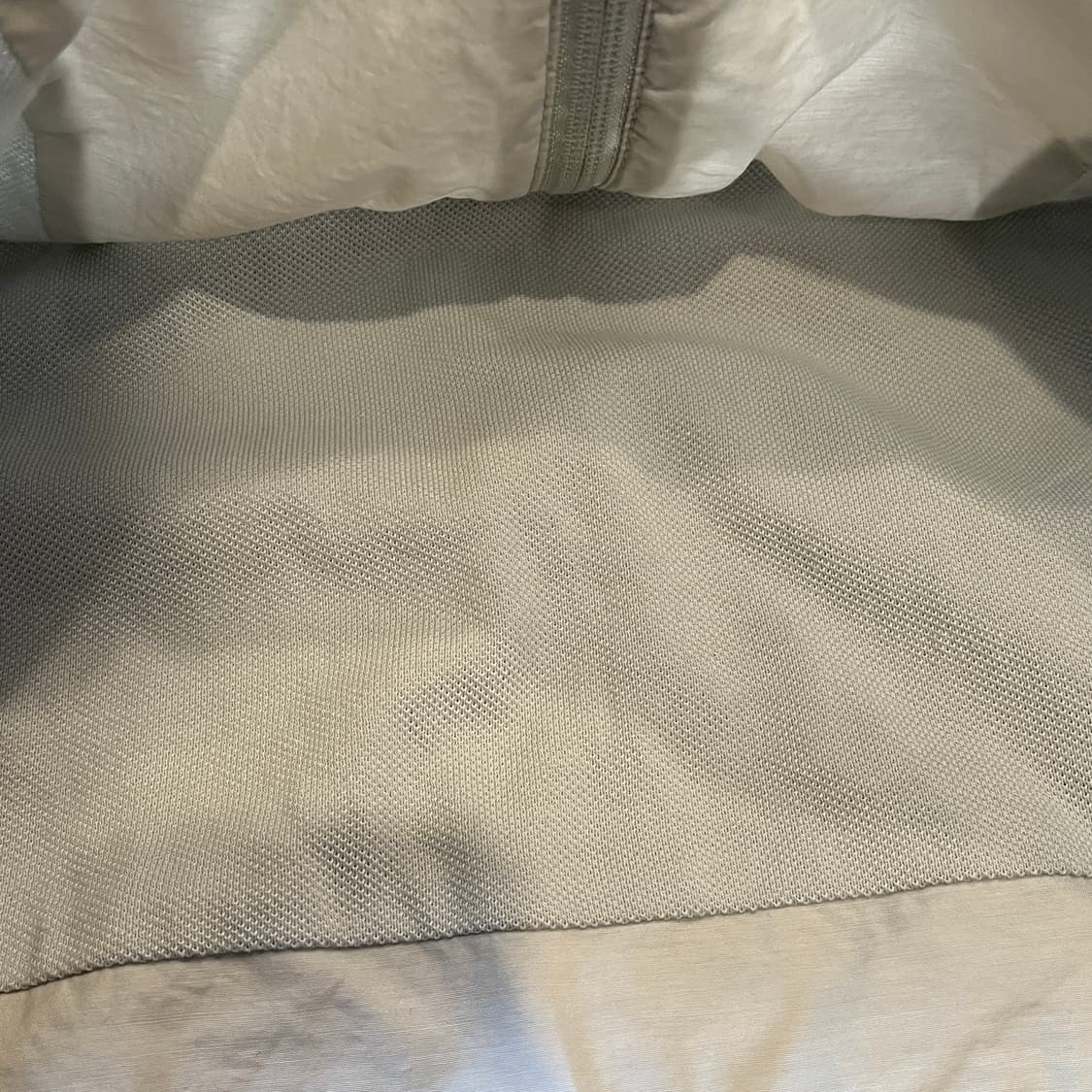 90년대 프랑스 생산 라코스테 화이트 나일론 자켓 상품이미지7