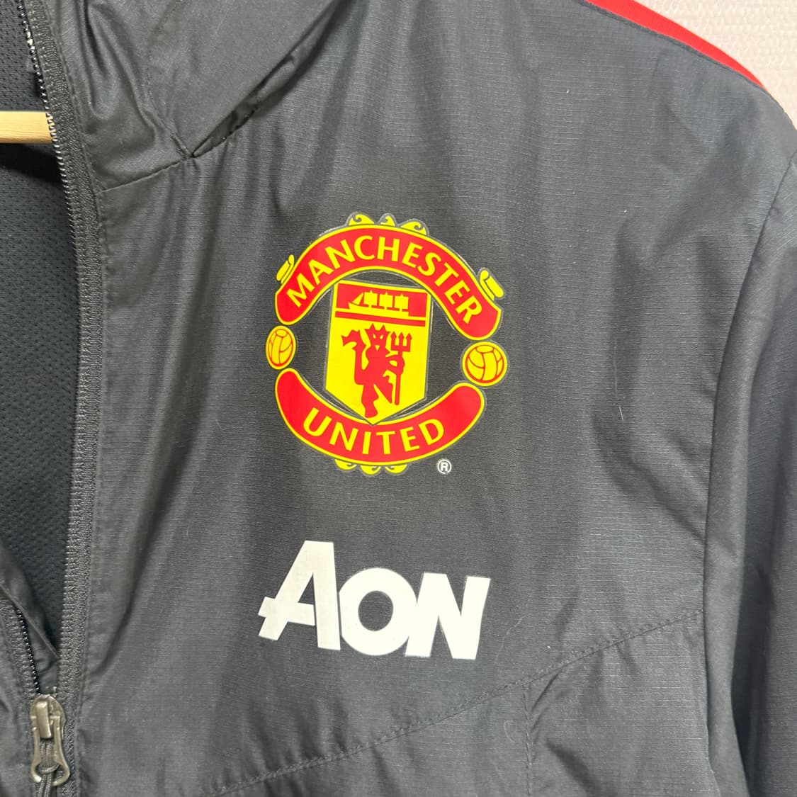 나이키 맨체스터 유나이티드 유니폼 바람막이 상품이미지3