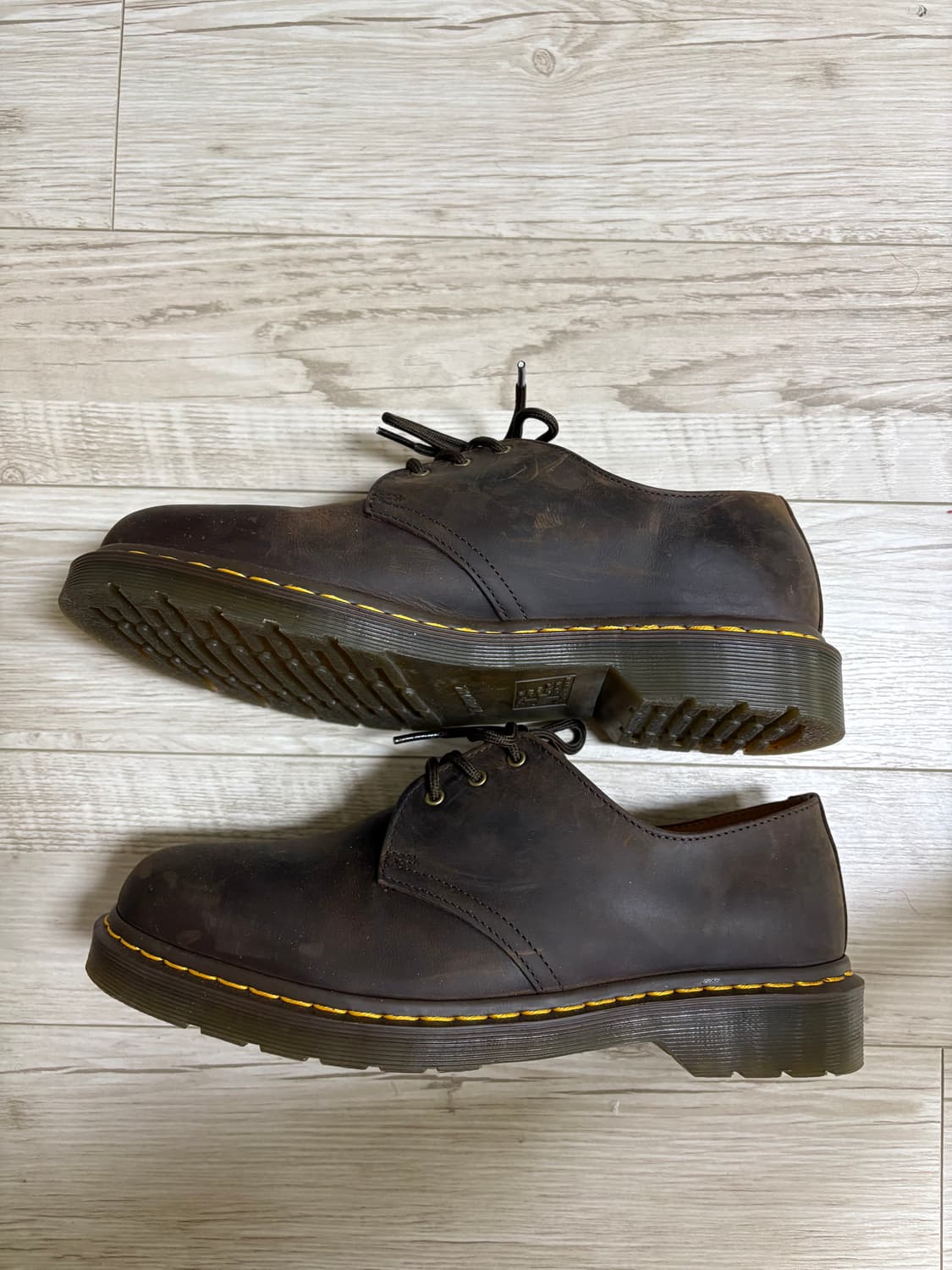 닥터마틴 1461 3홀 크레이지홀스 290 상품이미지2