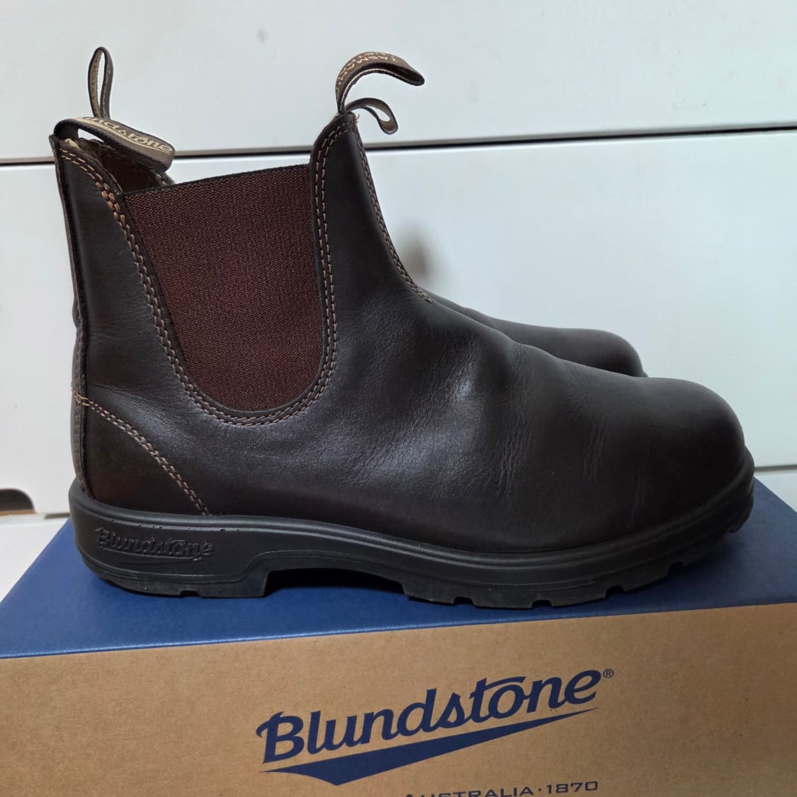 [uk8(270)]블런드스톤 650 프리미엄라인 첼시부츠 월넛브라운 상품이미지1