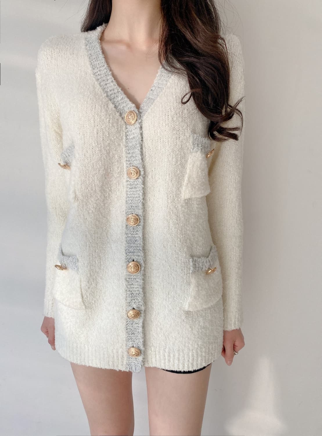 금장버튼 트위드 가디건 상품이미지2