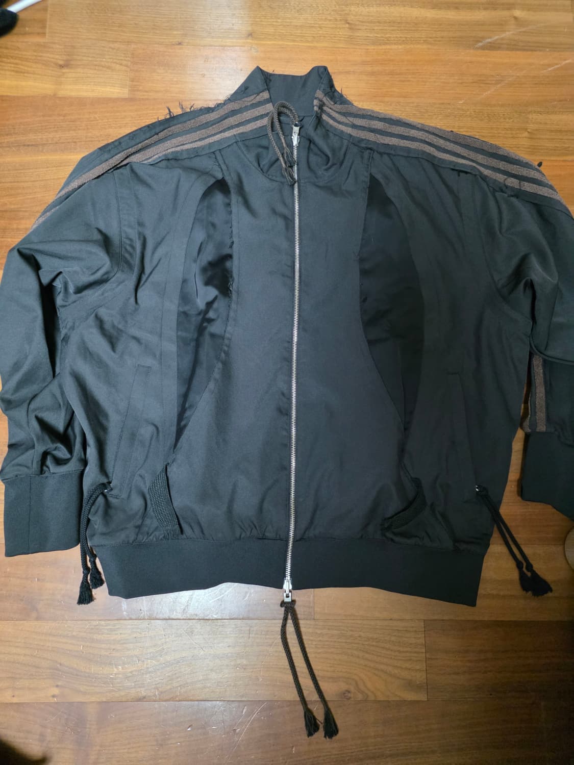 아디다스 X 송포더뮤트 트랙자켓 블랙 US XL 상품이미지4