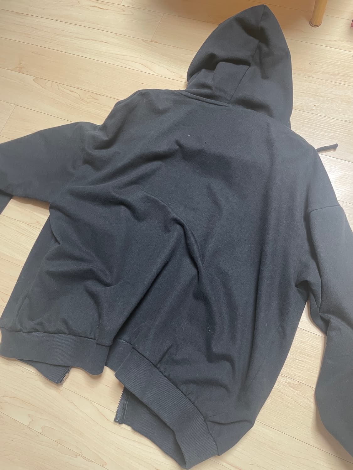 엄브로 에센셜 후드 집업 상품이미지2