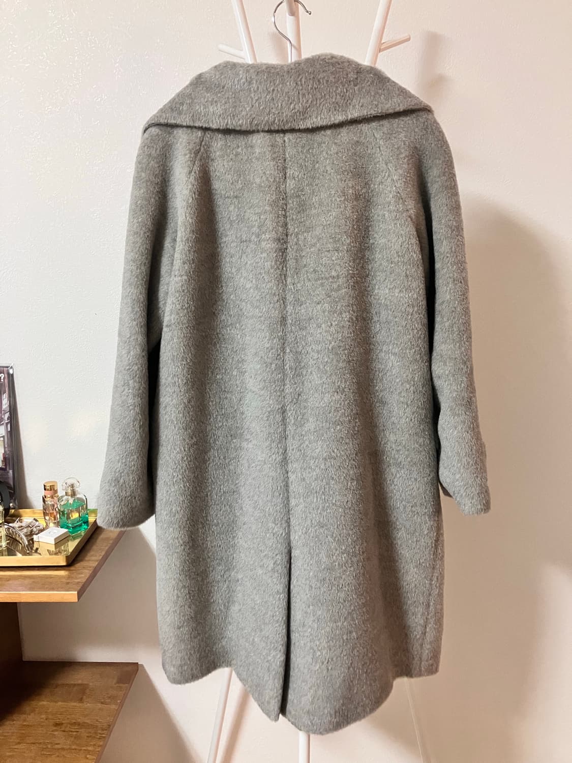 satin 샤틴 새틴 그레이 빅버튼 코트 로걀 히메갸루 라떼갸루 상품이미지4