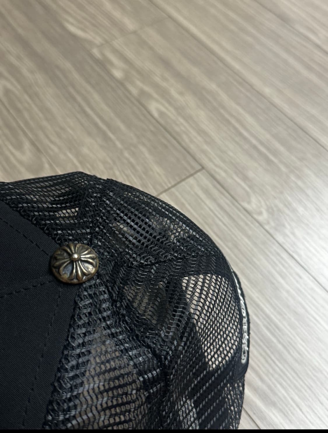 크롬하츠vip 한정판 bs엠블럼 자수 로고 트러커 캡 상품이미지6