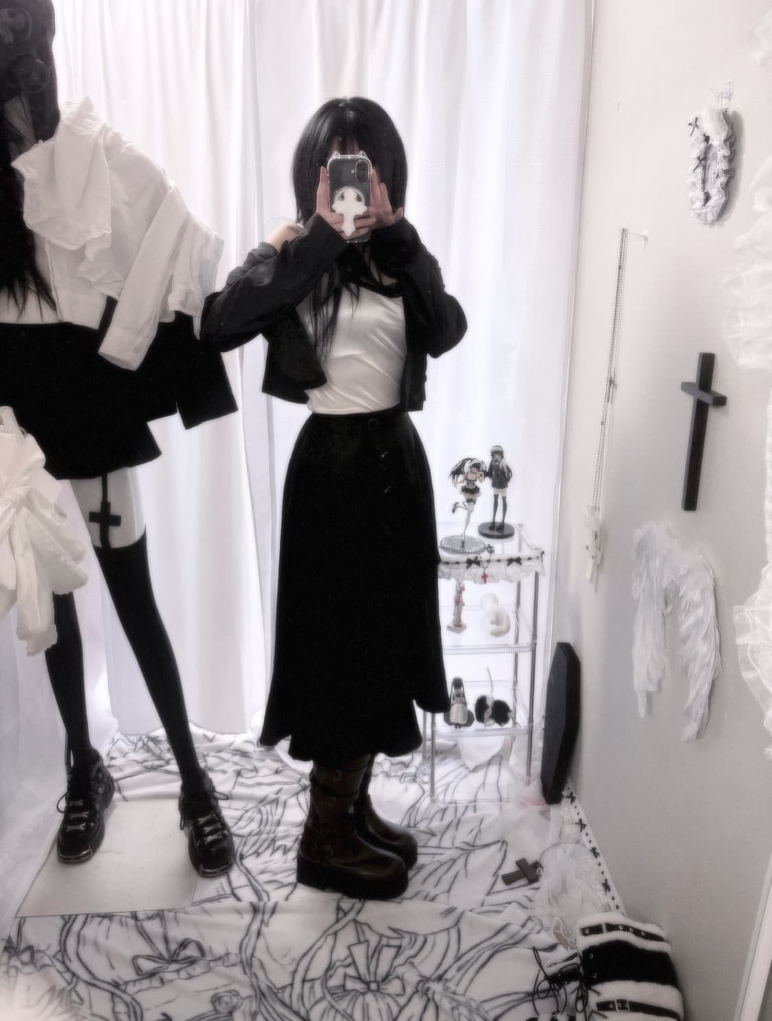 엑시즈팜 레이스 미디스커트 상품이미지2