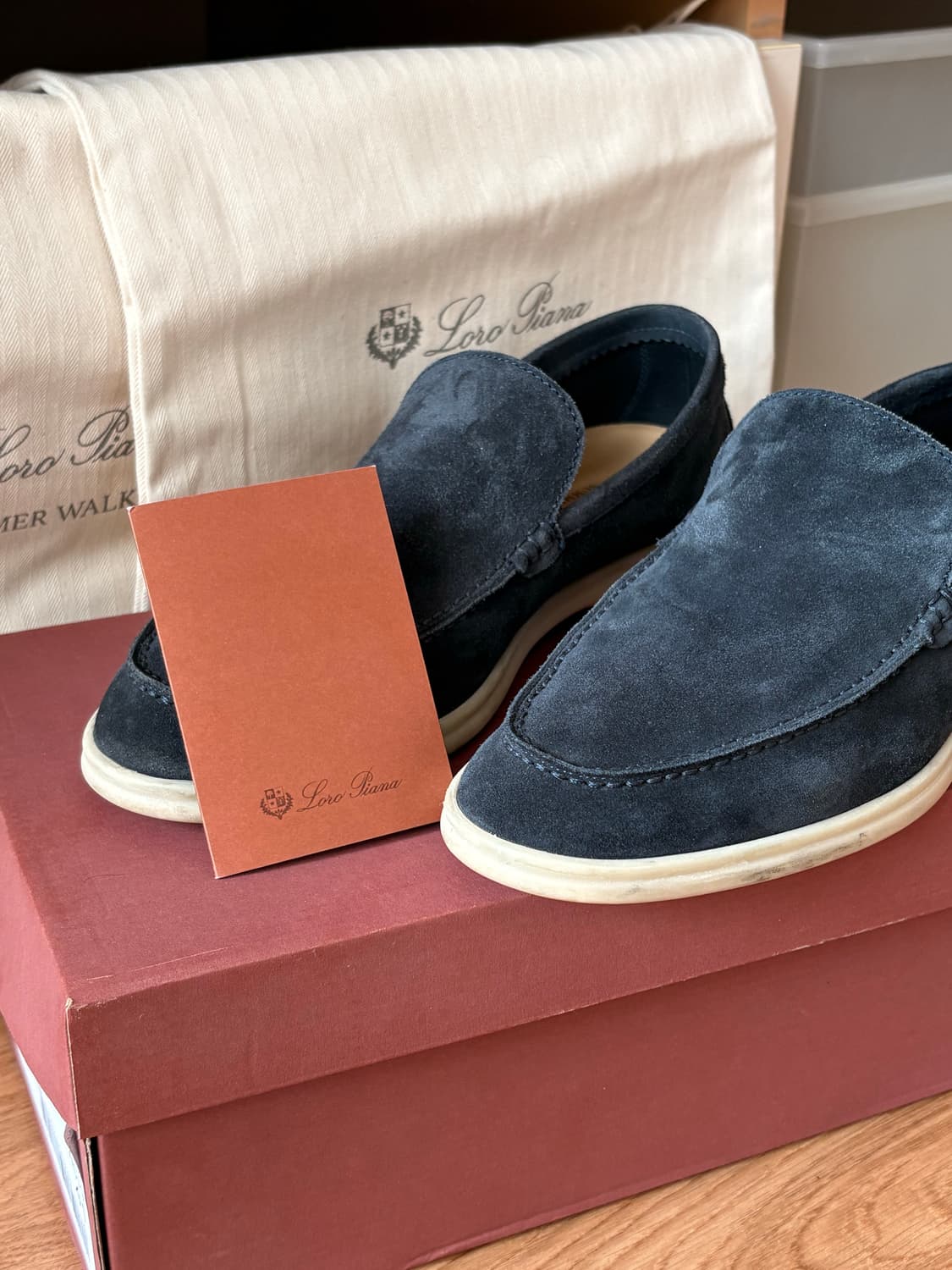 로로피아나  상품이미지1