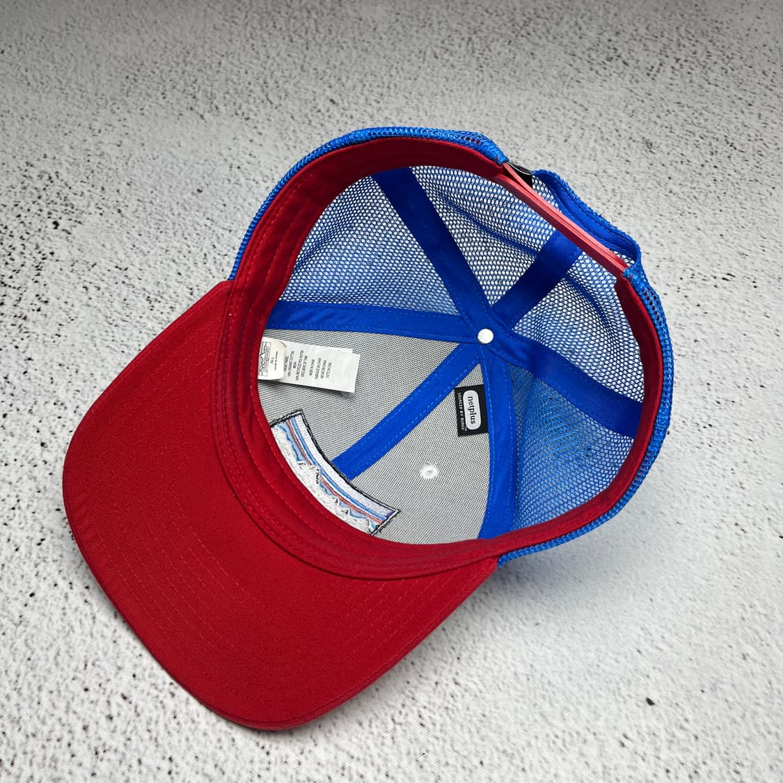 Patagonia P-6 Logo Trucker Hat 상품이미지4