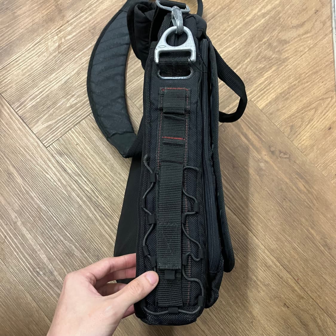 N99 오클리 크로스백 상품이미지6