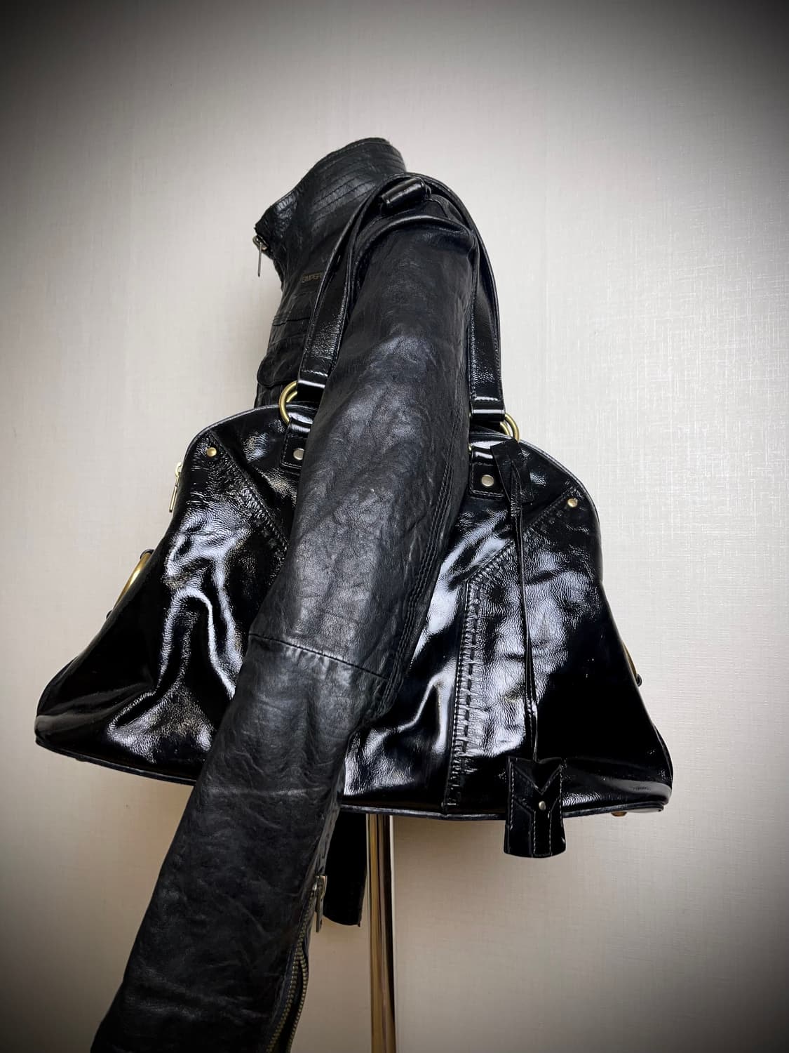 생로랑 레더백 - 숄더백  (블랙유광) 상품이미지10