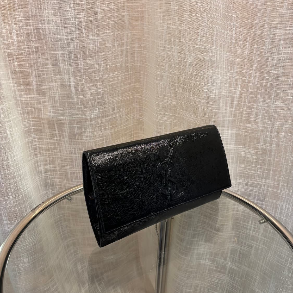 정품 생로랑 블랙 클러치백     상품이미지2