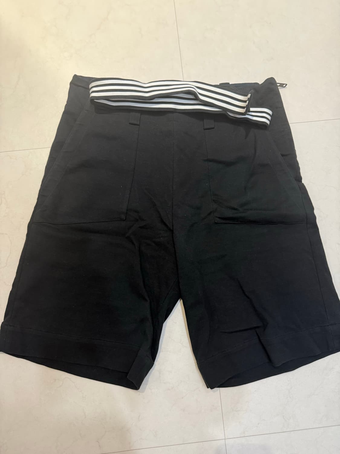 Y3 트레이닝 반바지 상품이미지1