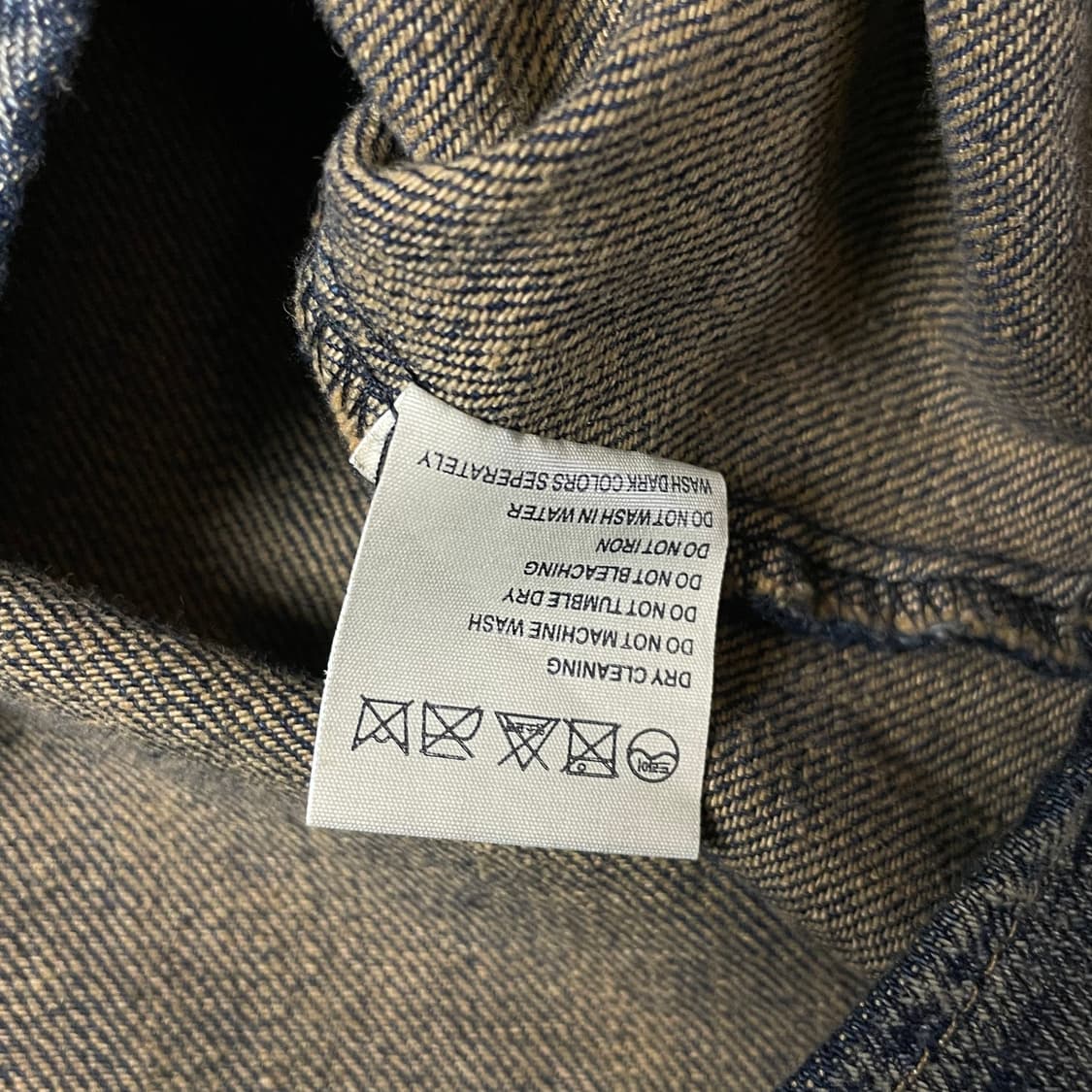 OUR ROOM 딥워싱 투포켓 데님 긴팔 셔츠 상품이미지5