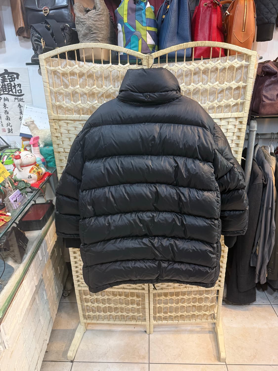 36/66 정품 발렌시아가 puffer 패딩 팝니다 상품이미지9