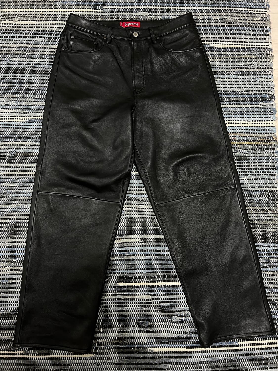 [32] 슈프림 레더 배기진 상품이미지2